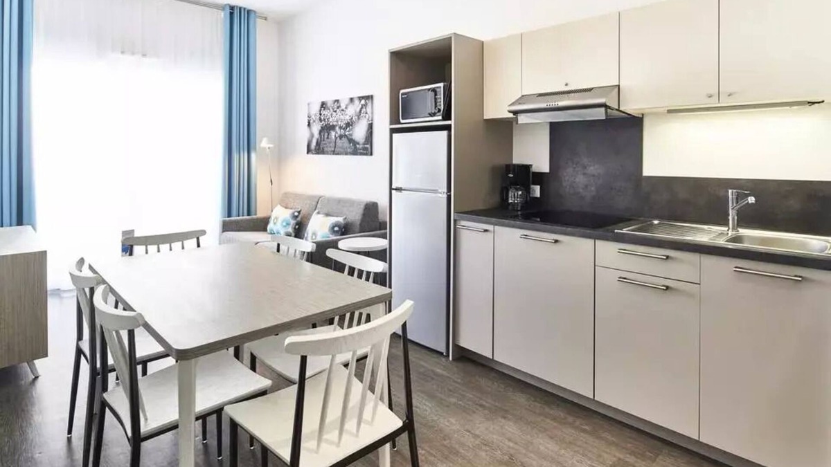 Jonzac Apartment | 3 rooms 6 persons