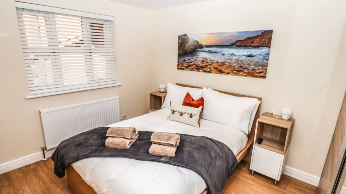 Lytham St. Anne's Cottage | 3 ROTHBURY PLACE, romantic in Lytham St. Annes
