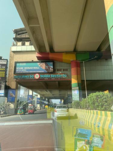 Noida House | 3-Star Stay with Swimming Pool Access Noida