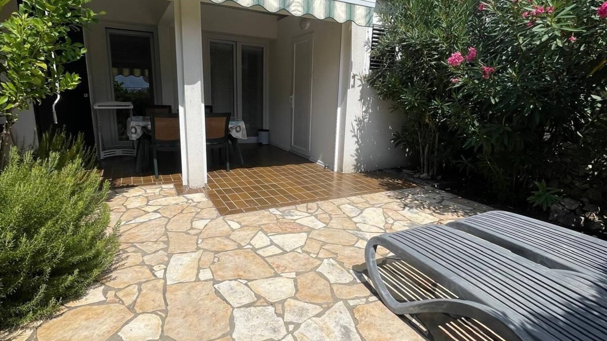 Kolanjski Gajac House | 3 star vacation home Laura- Beach ZRCE