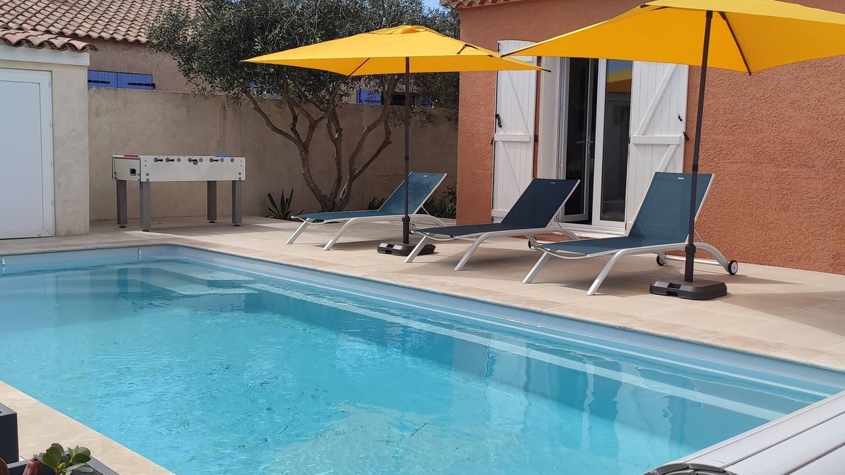 Marseillan House | 3-star villa, sleeps 8, pool near pond and beach, new on site
