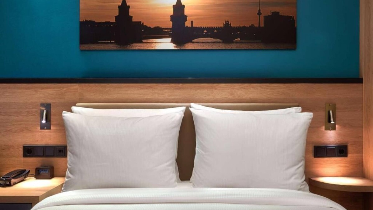 Mitte Hotel | 3 Stylish Units with Garden View, Free Breakfast, by Berlin TV Tower