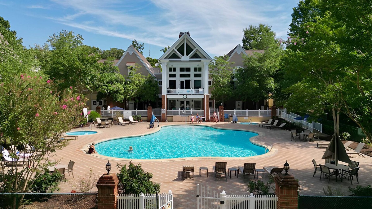 Lackey Resort | 3 Townhomes Close to Water Country USA, Dining & Williamsburg Sights