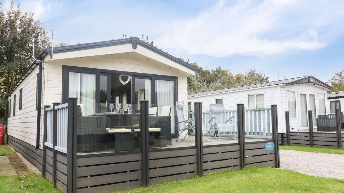 Yealand Conyers Cottage | 3 YEALANDS, pet friendly, character holiday cottage in Carnforth