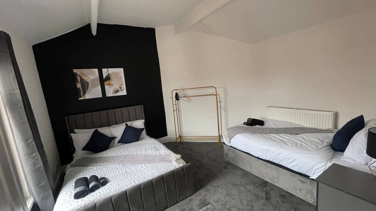 South Shore House | 30% OFF Monthly Stays - 6Bed House - Sleeps 16+