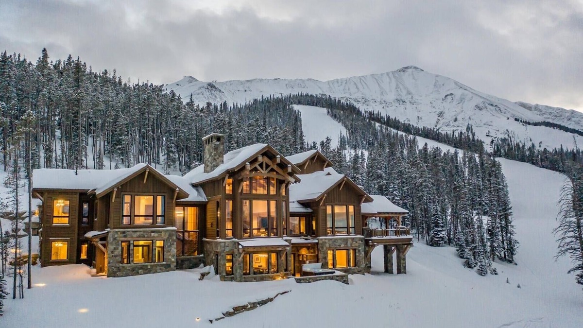 Big Sky House | 30 Spur Road (6-Bedroom Home) with Pool and Mountain view by Moonlight Basin Lodging