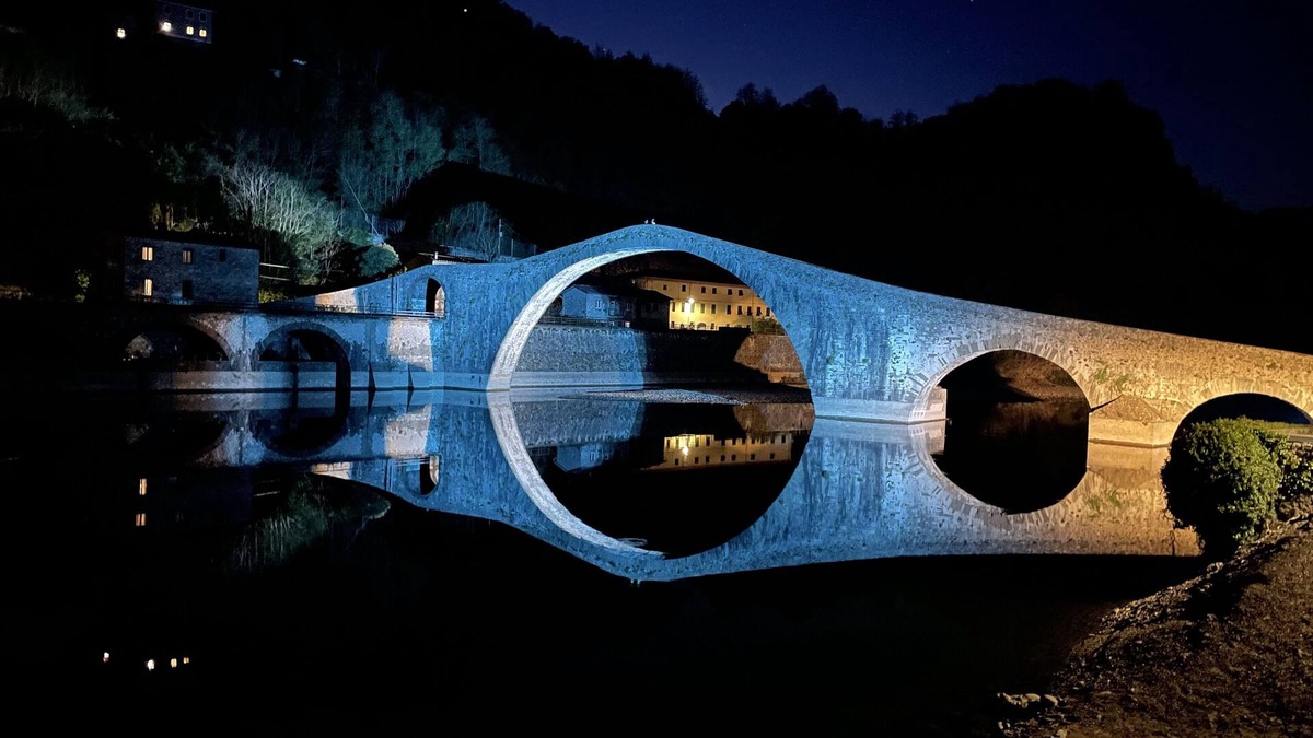 Casoli House | 300 Yr Old Modernised Converted Barn With Traditional Features, Garden And Pool