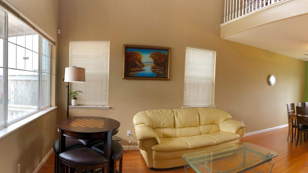Modesto House | 3000+ Sq. ft Spacious & Quiet House in Modesto