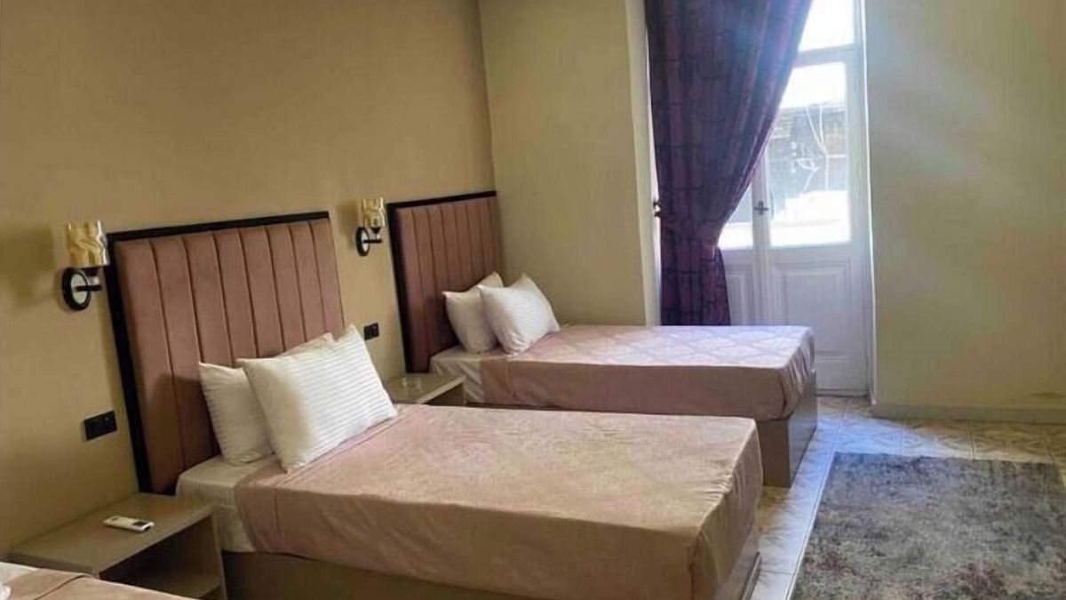 Muharam Bik Apartment | 304 Golden Hoster Downtown