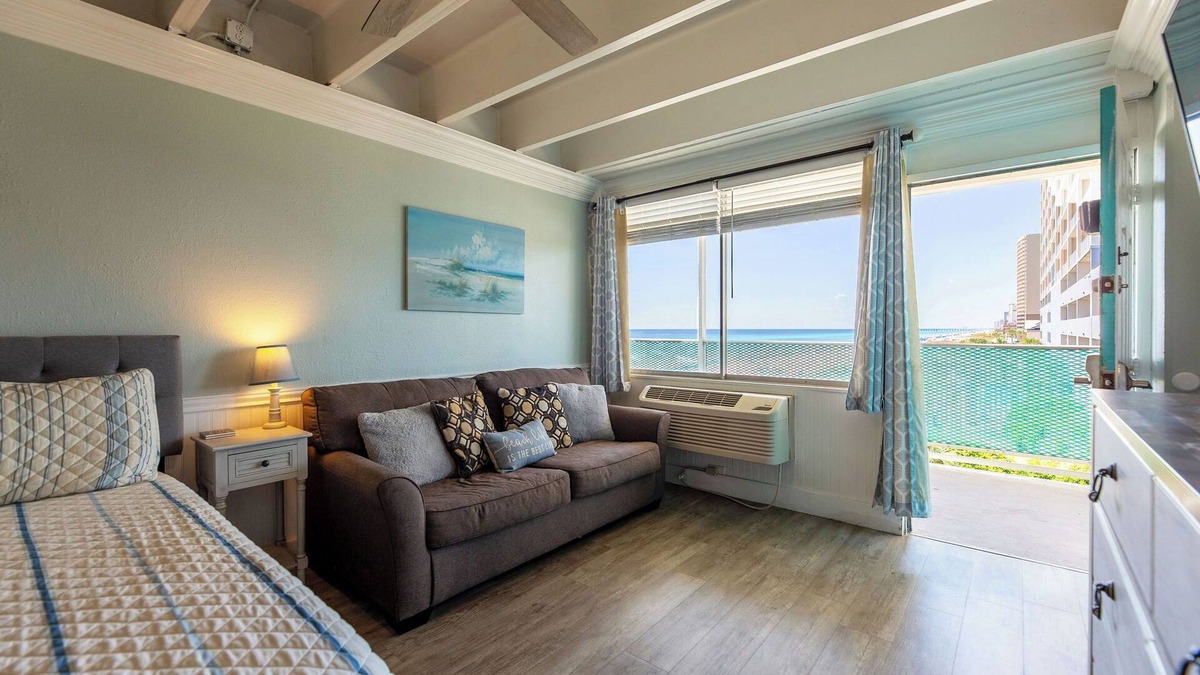 Panama City Beach Condo | 308 Beachfront Condo with Pool Sunset Views