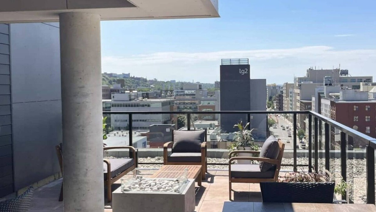 Saint-Roch Condo | 309980 2026/04/30 - 3 1/2 Ultramodern - At the heart of neighborhood life