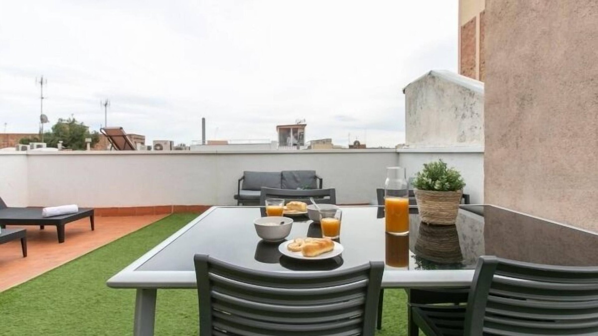 Gracia Apartment | 31 Sunny penthouse in the heart of Gracia with a spacious terrace