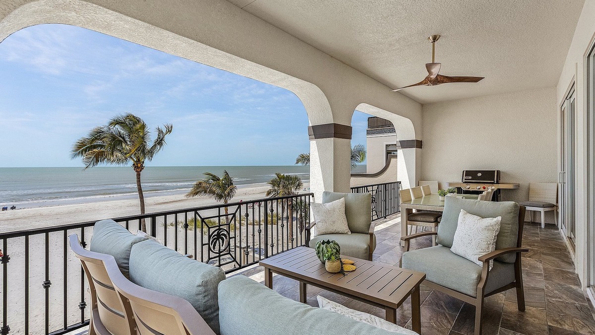 Fort Myers Beach House | 3134 Gulf-Front 5BR: Pool, Spa, Stunning Views