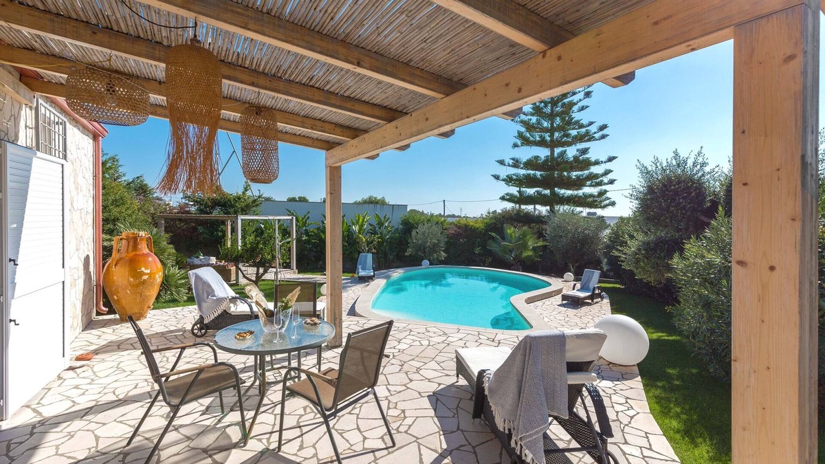 San Pietro in Bevagna House | 3152 Villa Arielle by Perle di Puglia