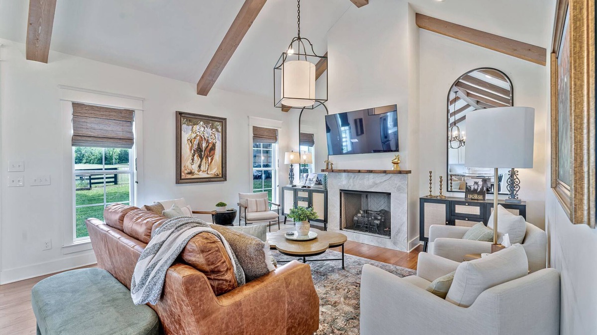 Kedron House | 32 Acre Farm at Maven Stables ｜Spring Hill