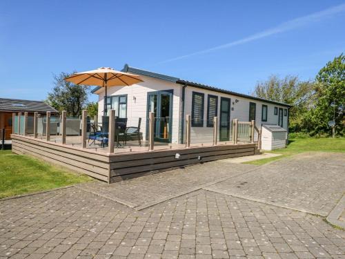 Rhyd-y-clafdy House | 32 Sanctuary Lodge