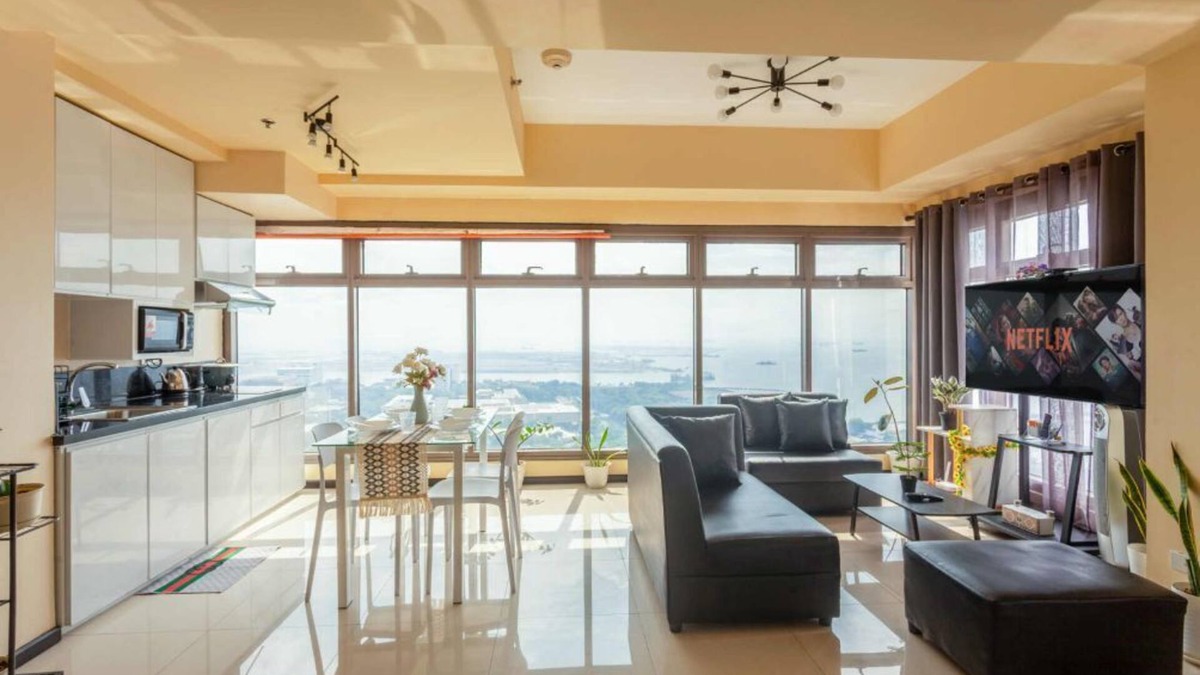 Pasay Condo | 32G Bayview Executive, Radiance Manila Bay