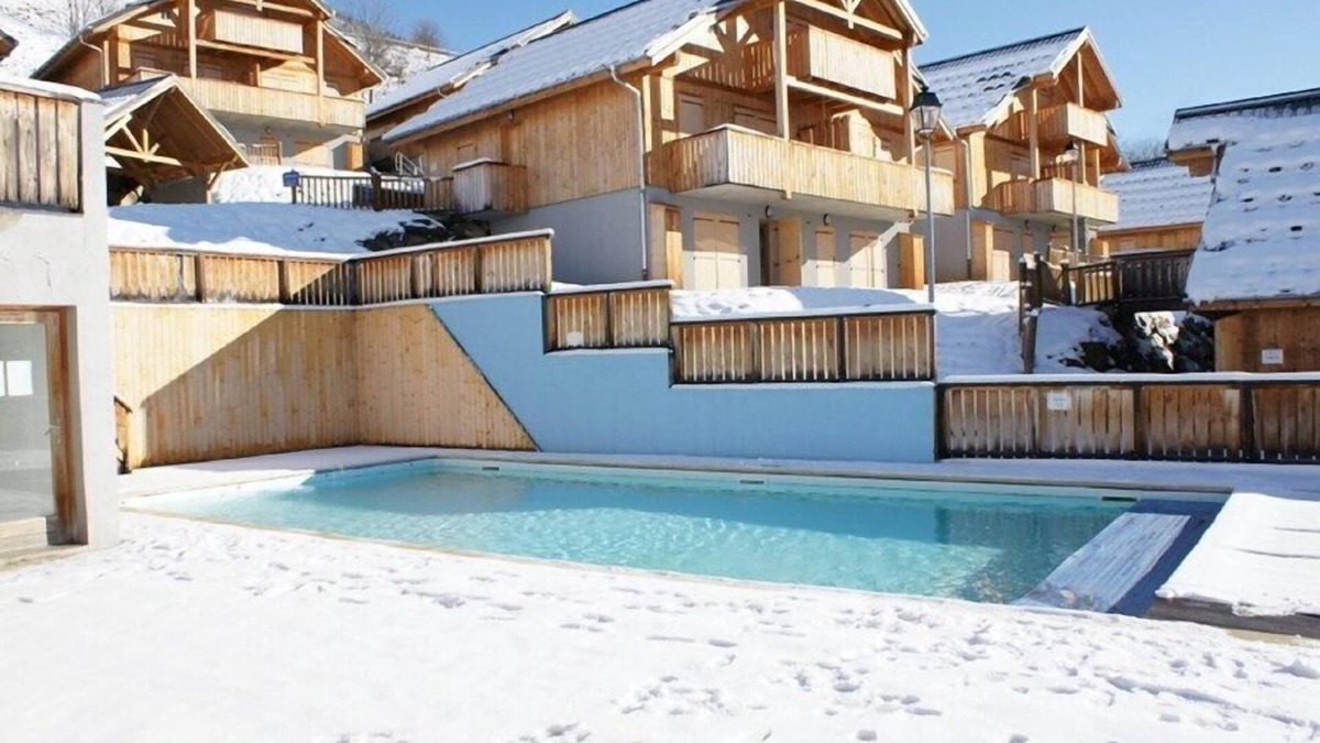 Saint-Jean-d'Arves Apartment | 32m2 apartment, 4 people in a quiet residence