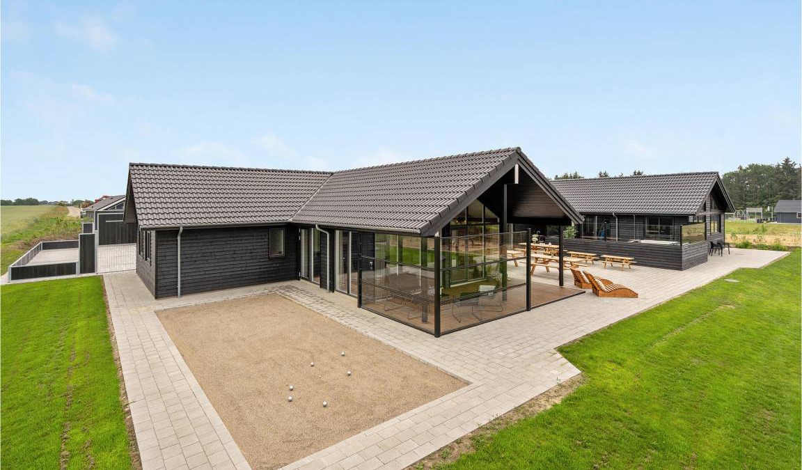 Lihme House | 335 m² House ∙ 10 bedrooms ∙ 30 guests