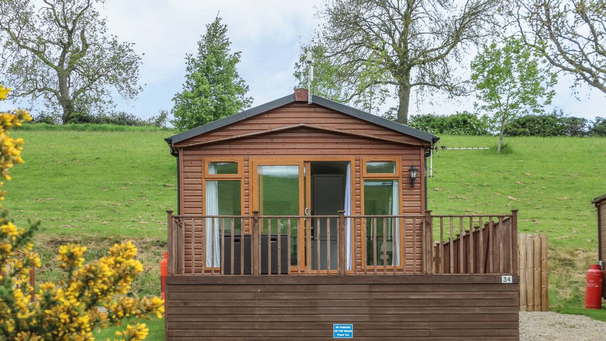 Tunstall House | 34 STAG LODGE, family friendly, character holiday cottage in Richmond