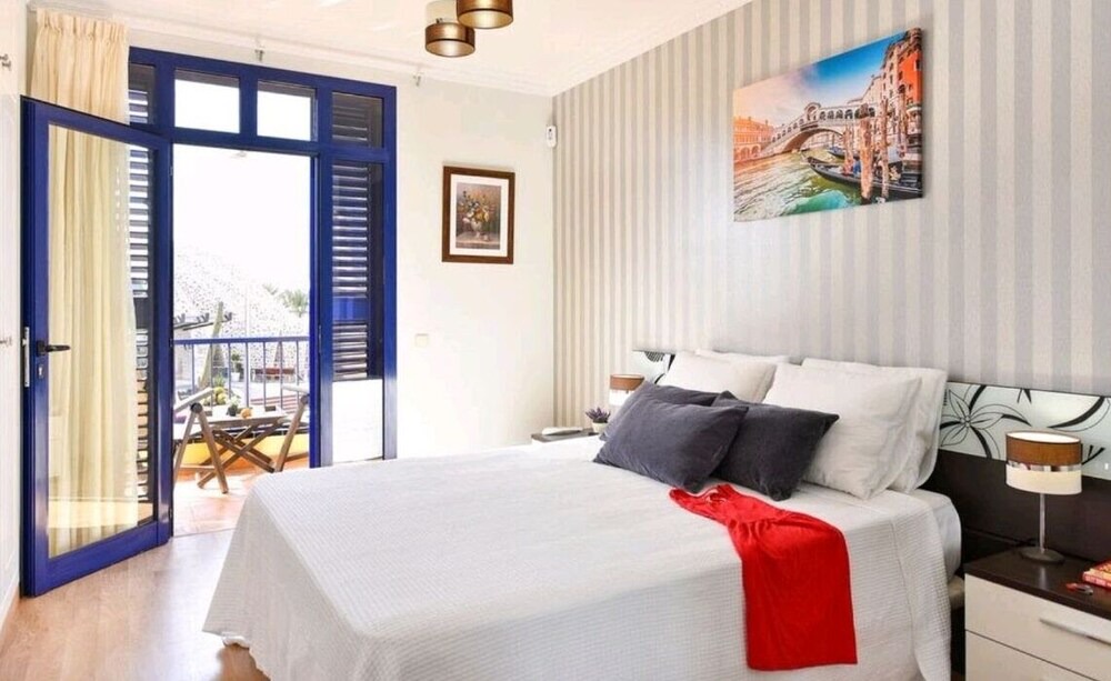 Costa Meloneras House | 340 days of sun, the best climate in the world, pool & beach, restaurant, boulevard