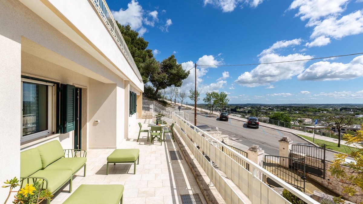 Cisternino Apartment | 3410 Belvedere della Valle d`Itria by BarbarHouse