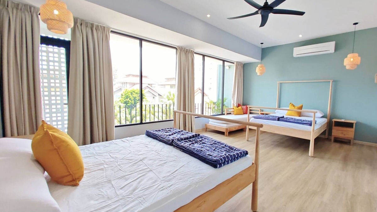 Tanjung Bungah House | 35 BeachHouse Batu Ferringhi 7 Bedroom 7 Bathroom 5 min from the beach!