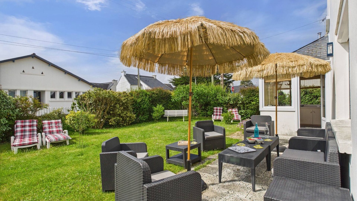 Ile-Tudy House | 350m from the beach – 4* rental for 8 with garden