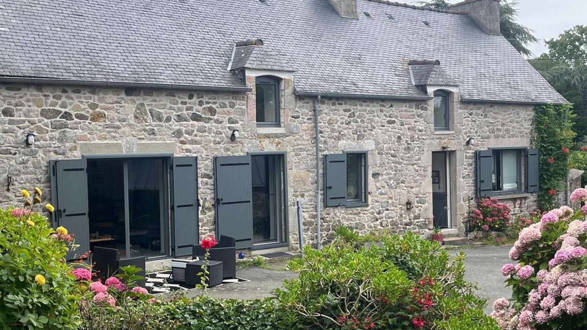 Plevenon Apartment | 351 - Authentic farmhouse near the coast