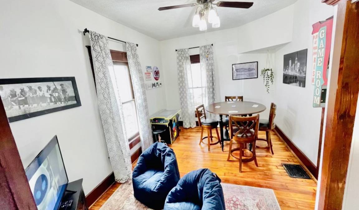 Danville House | 353 m² House ∙ 4 bedrooms ∙ 6 guests
