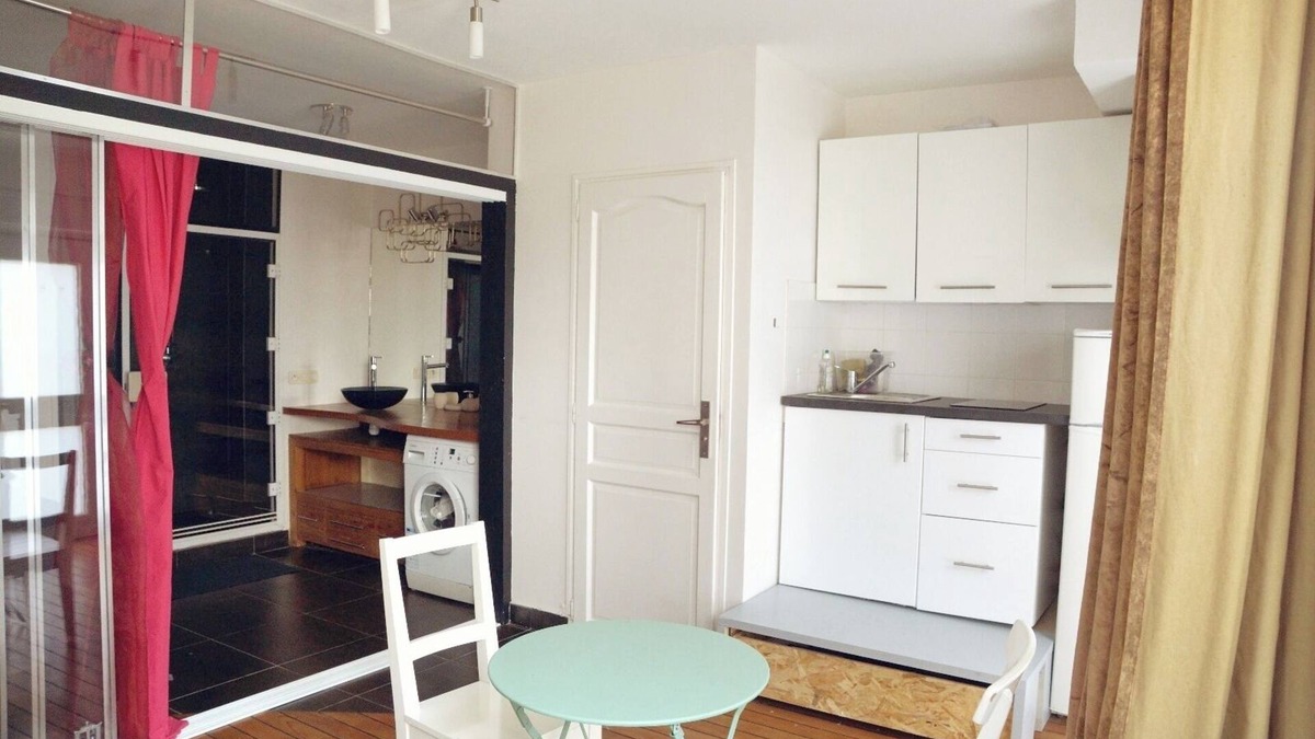 Cachan Apartment | 35m² apartment on the ground floor 20-30 mn from Paris.