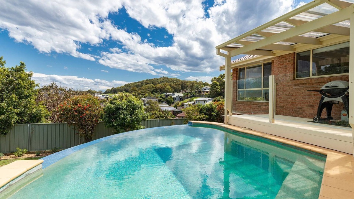 Forster House | 36 Churchill, Relax for your next family holiday in this quiet street near beautiful One Mile Beach.