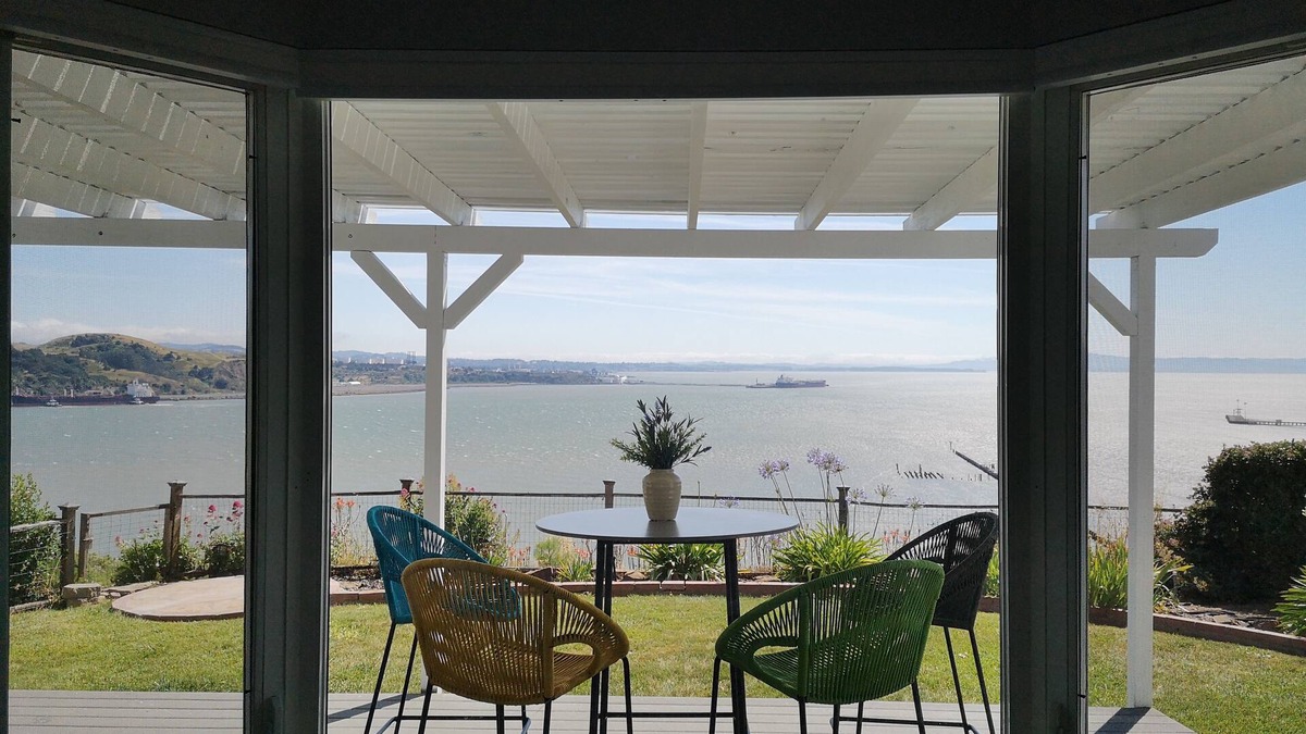 Vallejo House | 360 Spectacular Bay View luxury home close to NAPA and San Francisco