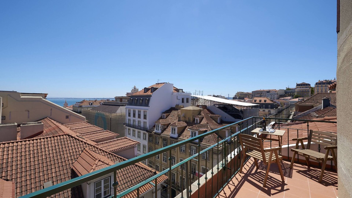 Santa Maria Maior House | 360º Rooftop Lisbon and River View