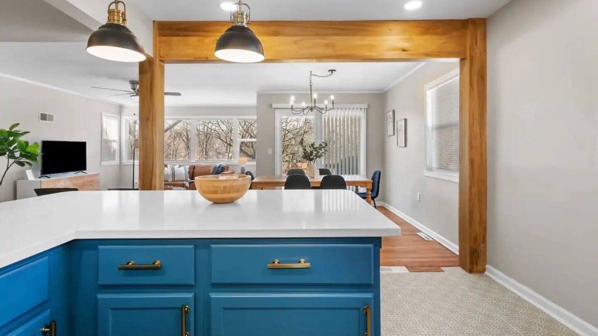 Independence House | 3610 South Crysler Avenue, Cozy 4BR Home-Close to Stadiums