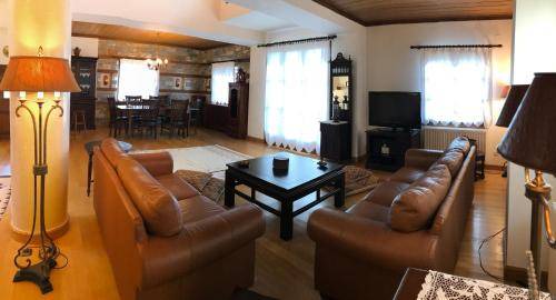 Tsagarada Villa | 365 m² Villa ∙ 5 bedrooms ∙ 10 guests