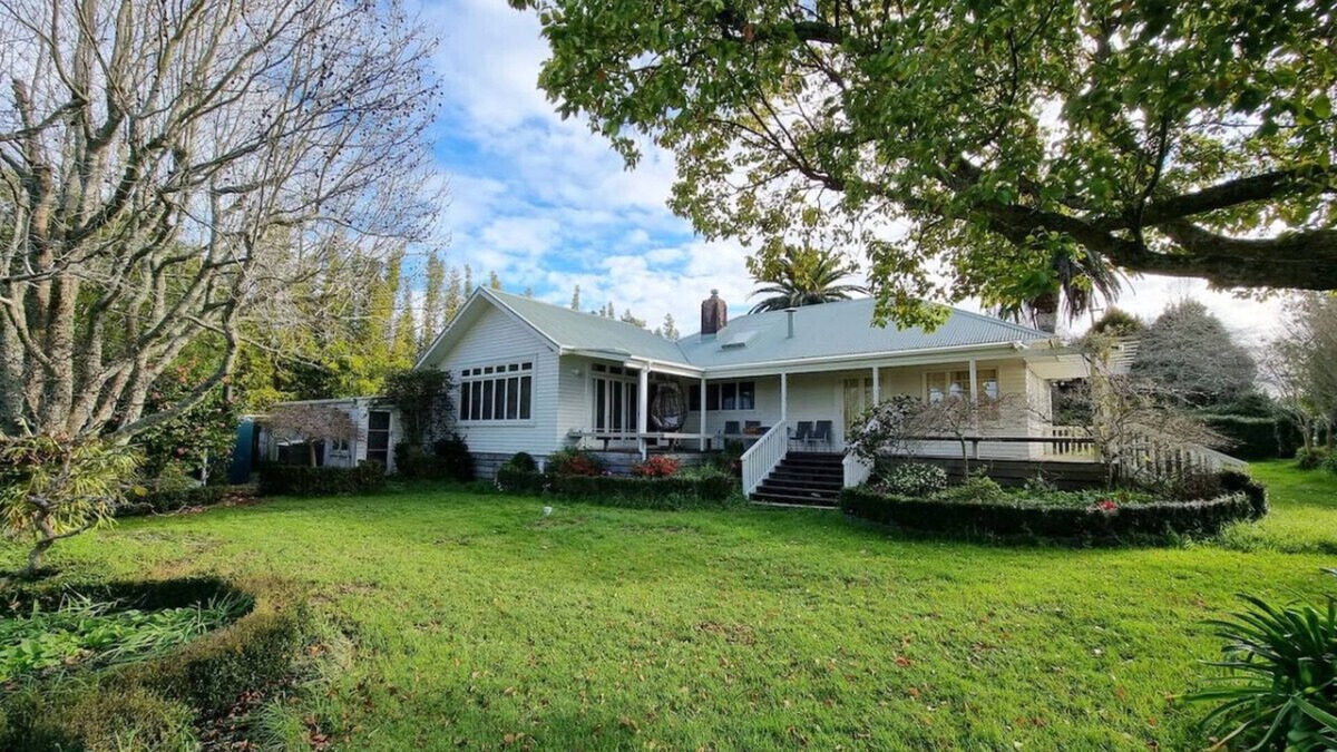 Taupaki House | 375 Taupaki Road, Taupaki
