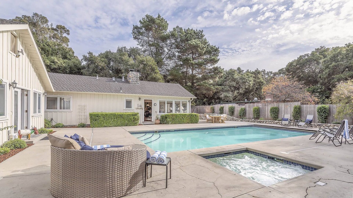 Carmel Valley House | 3799 Carmel Valley Retreat ~ Pool, Jacuzzi, Games