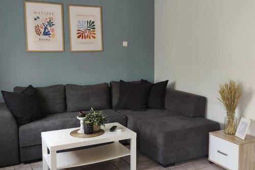 Katerini Apartment | 38th Street Apartment