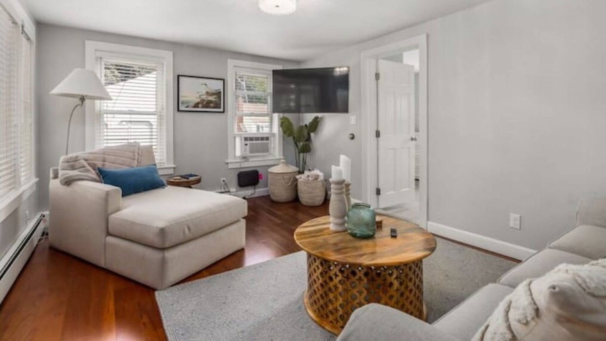 Rye Apartment | 39 Cable Rd., "The Eleanor"