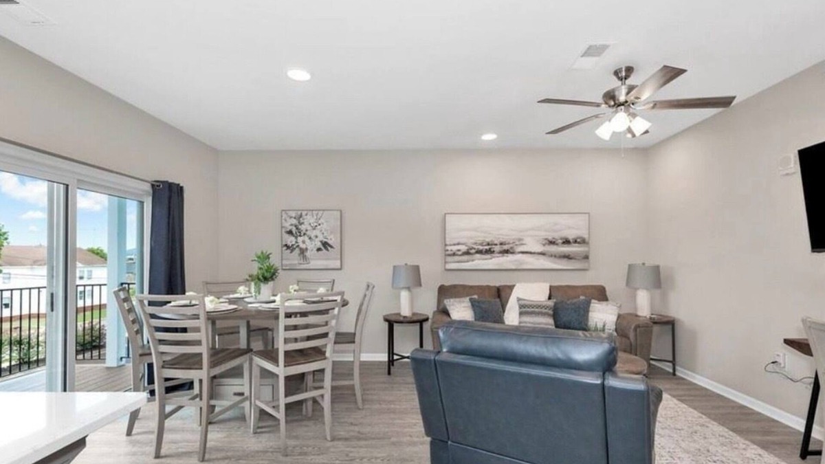 Huntsville Apartment | 3B Luxury New 2BR apartment in delightful Huntsville close to mall, aquatic ctr