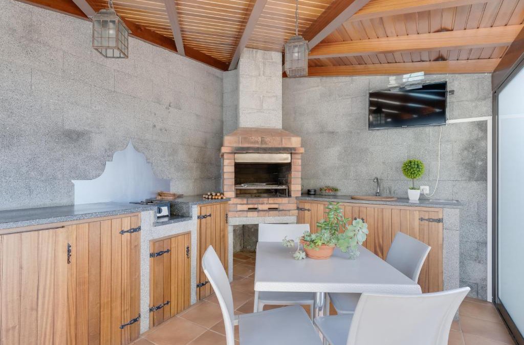 Sao Roque House | 3B Villa Heated Pool Barbecue Games Room
