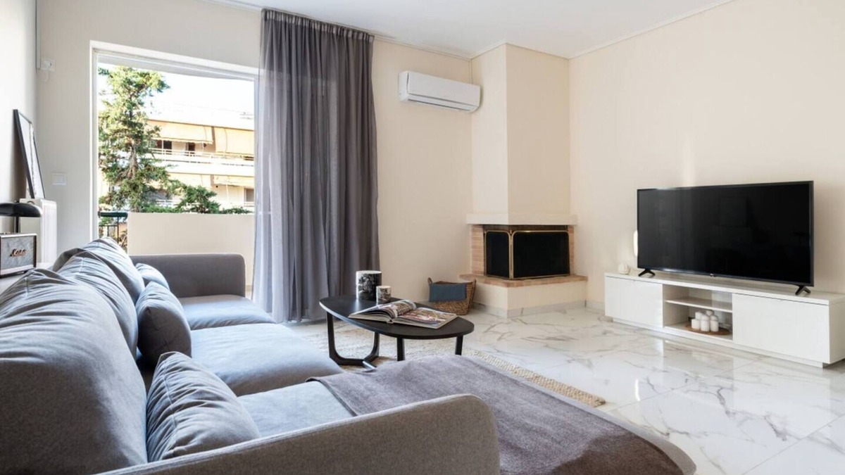 Elliniko-Argyroupoli Apartment | 3BD Apt next to The Ellinikon