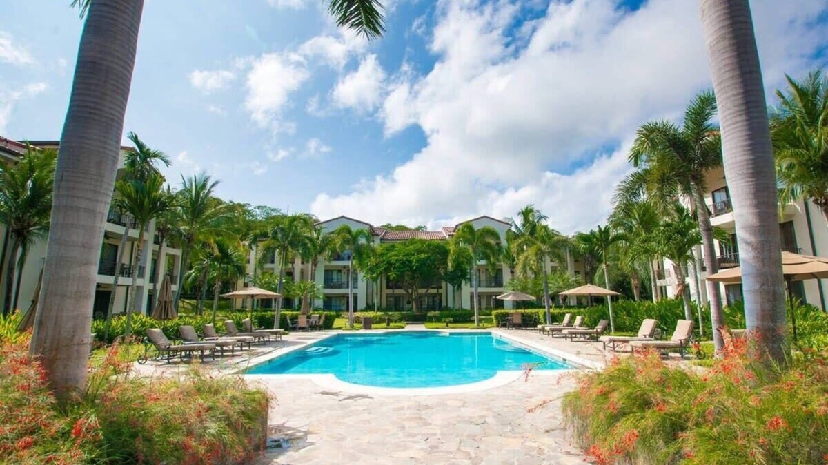Coco Condo | 3BD Beauty in Coco - Have Coffee or Meals Overlooking Pool
