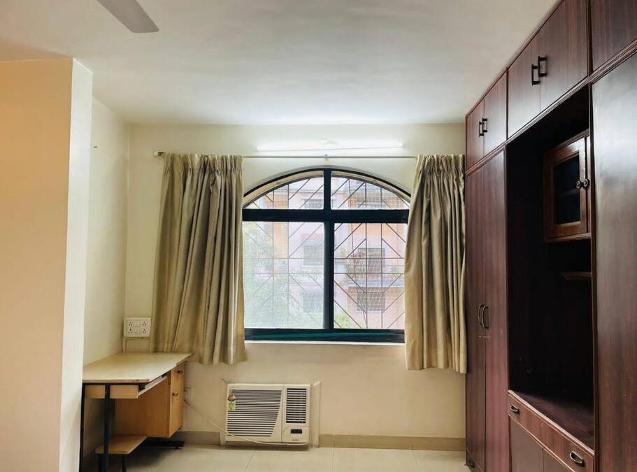 Koregaon Park Apartment | 3BHK AC Flat in Prime Location of Koregaon Park
