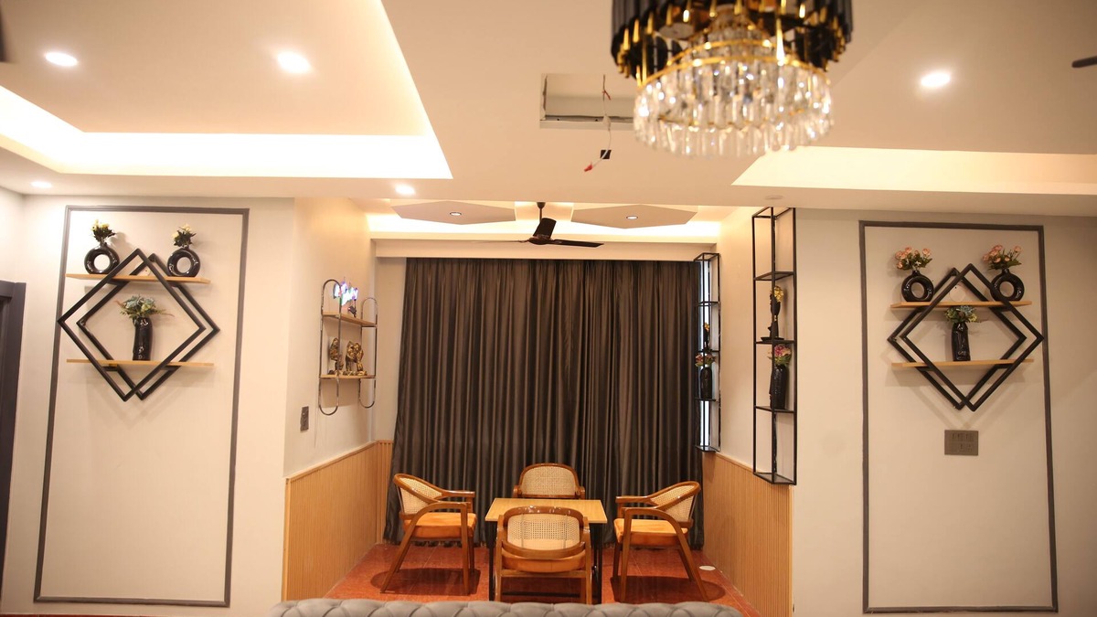 Faridabad Apartment | 3BHK for fun party or peaceful stay cation dedicated for you!