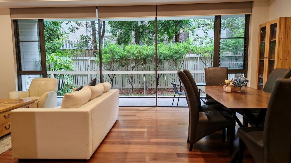 Lindfield Apartment | 3BR APT in heart of Lindfield