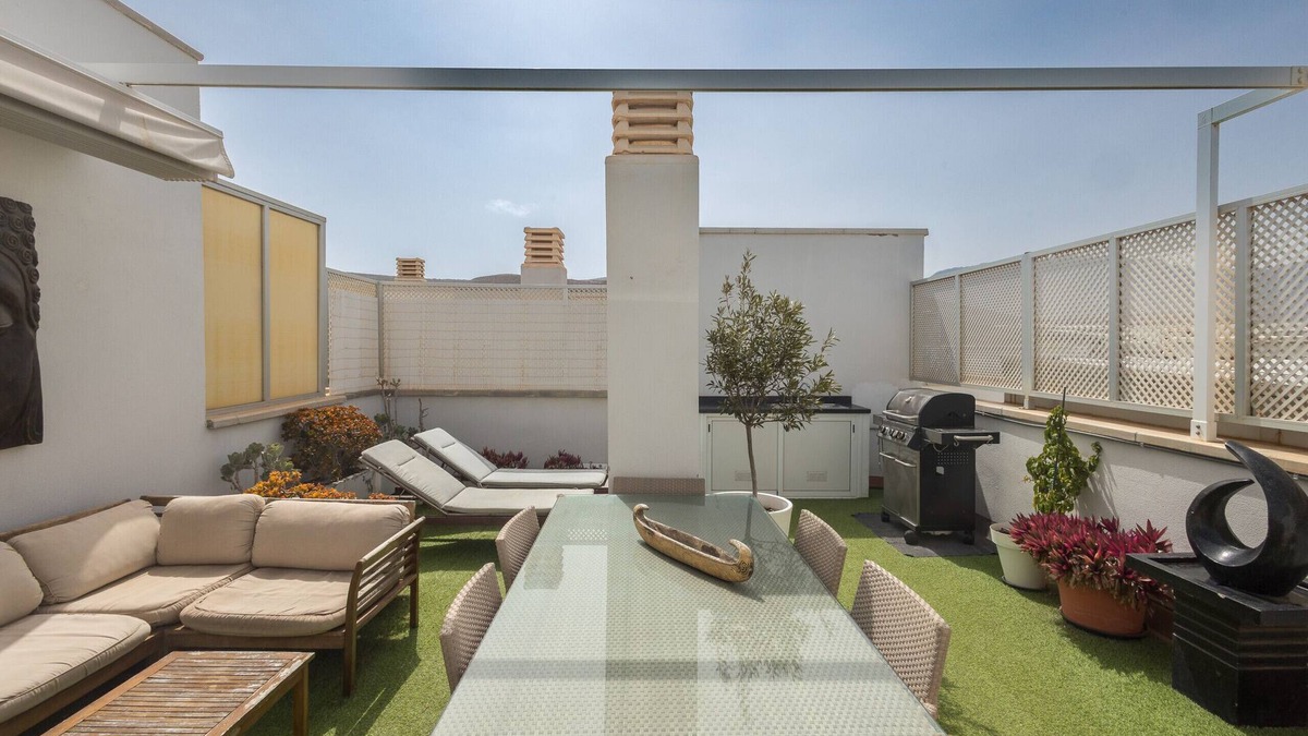 Sardina Apartment | 3BR Buddha Penthouse - Solarium & Pool