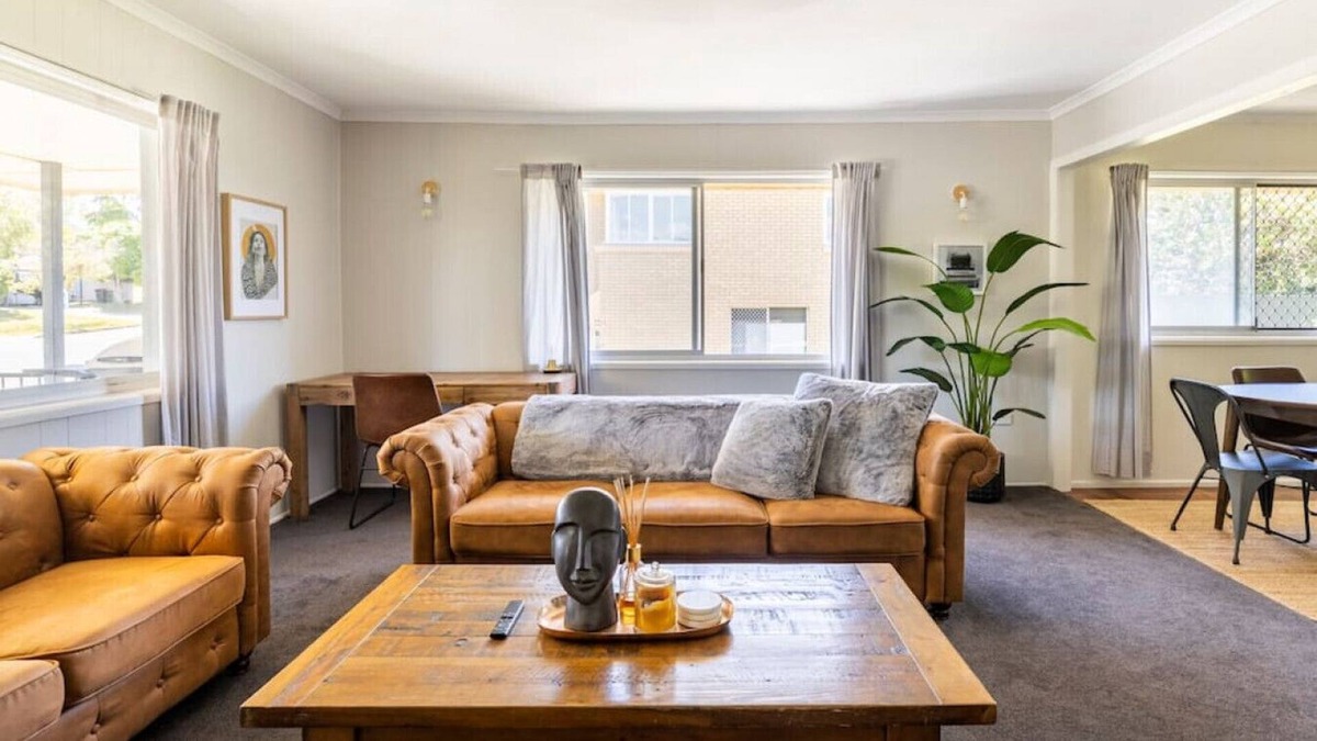 Margate Apartment | 3BR - Family Haven in Margate