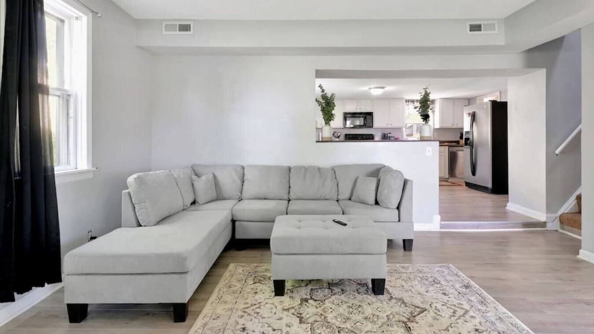 Mahomet House | 3BR Home Located in Mahomet